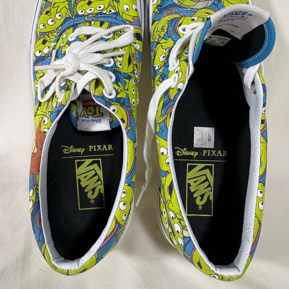 Vans x Disney Pixar Toy Story Glow in the Dark Aliens Sneakers SZ M's 9.5/W's 11 - Picture 8 of 12